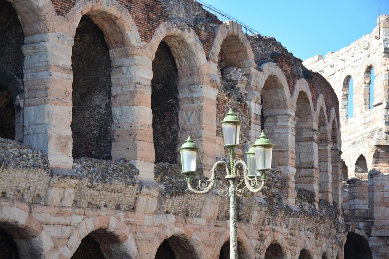 Amphitheatrum Arena Verona Exterior foto